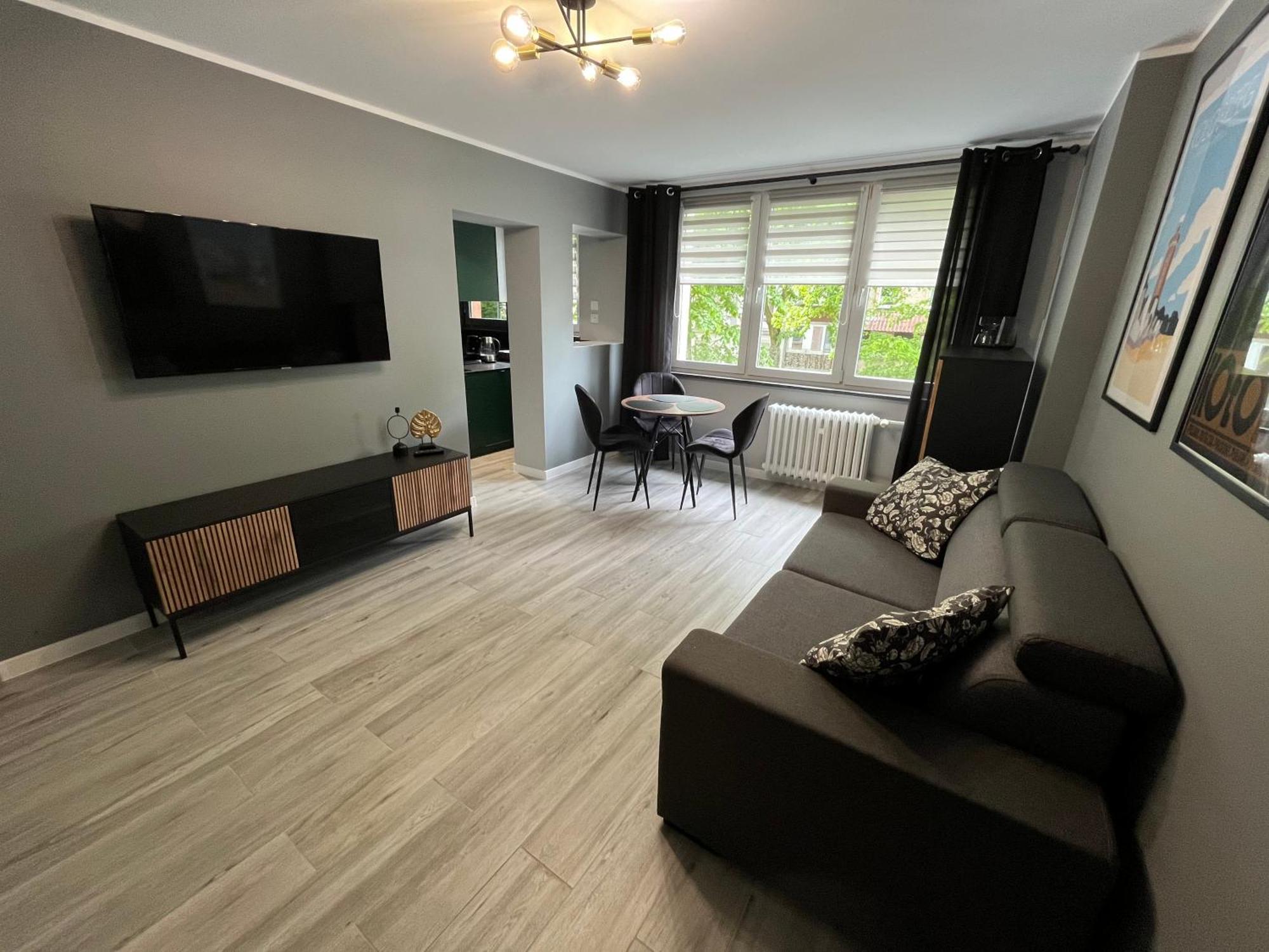 Studio Apartment